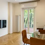 Stylish Flat Porta Romana E Bocconi