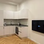 Lägenhet Stylish Flat Porta Romana E Bocconi Milano