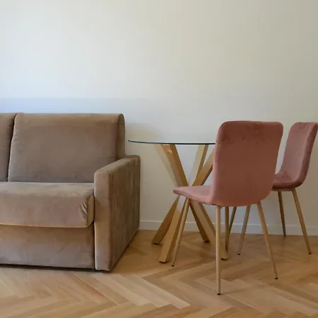 Lägenhet Stylish Flat Porta Romana E Bocconi