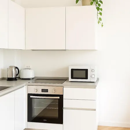 Stylish Flat Porta Romana E Bocconi 아파트 밀라노